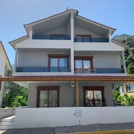 Vesper Suites Villas Pensión Turunç