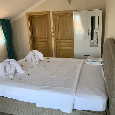 Vesper Suites Villas Konukevi